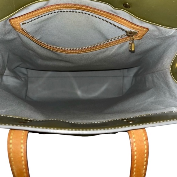 Louis Vuitton Vernis Reade PM Tote Bag in Pear Green - Picture 3 of 12